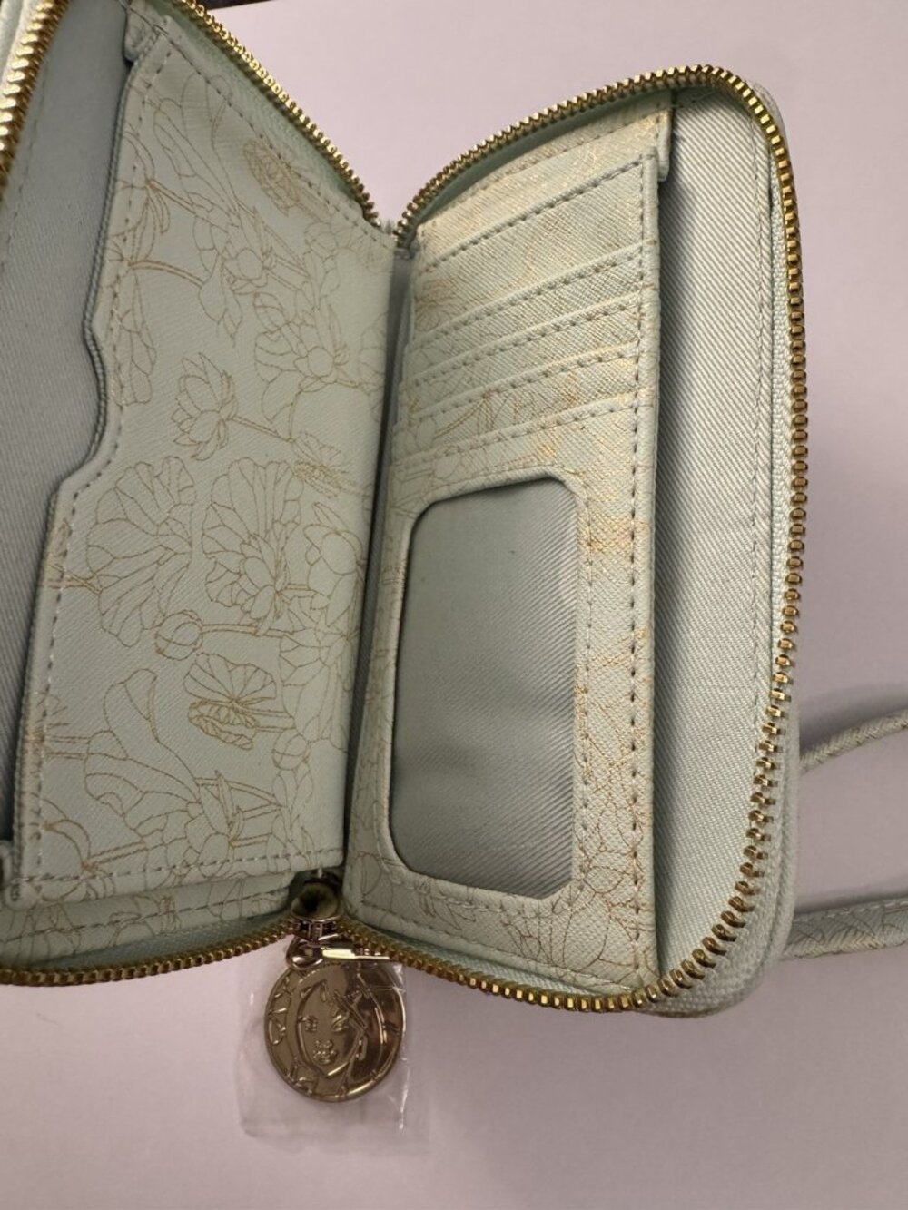 Disney Store Mulan Cri-kee Zipper Wallet Wristlet Clutch Princess Floral EB1 - Picture 4 of 5